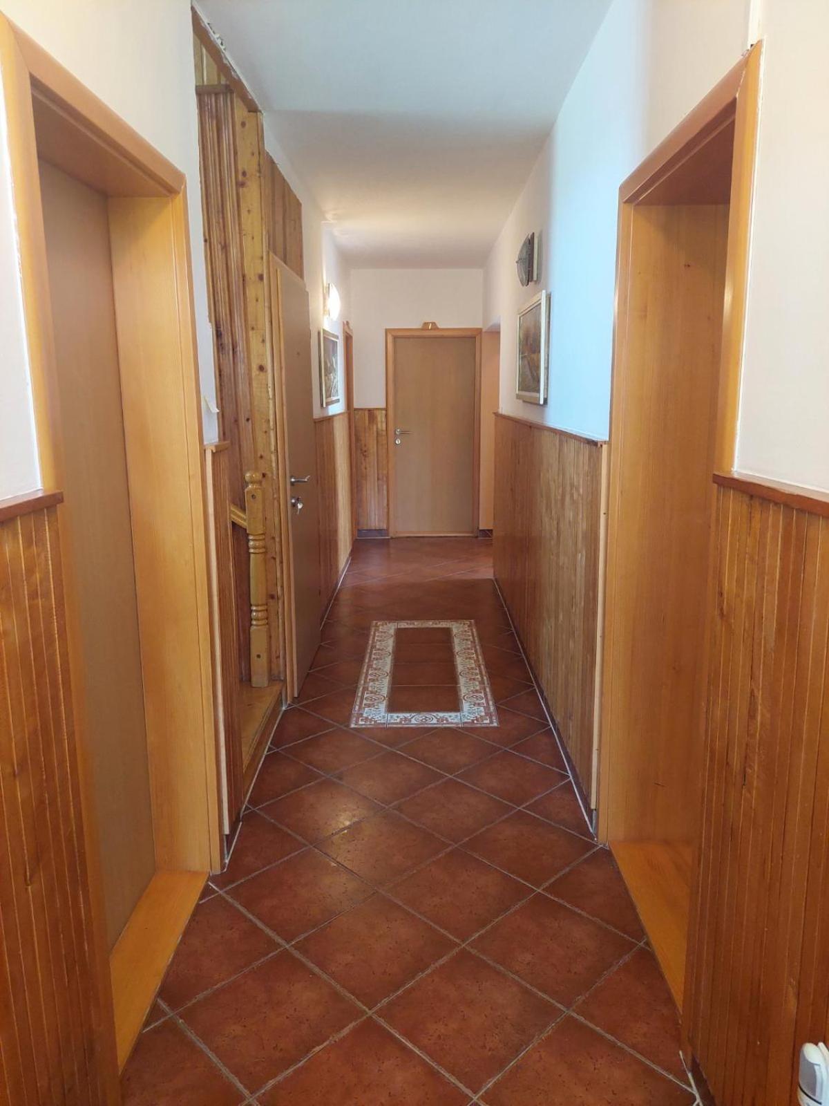 Jelena Hotel Korenica Eksteriør billede